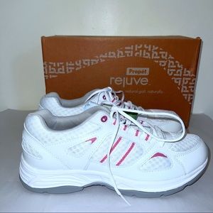 NEW Propét Rejuve Tasha Sneakers in White/Pink Size 9.5N